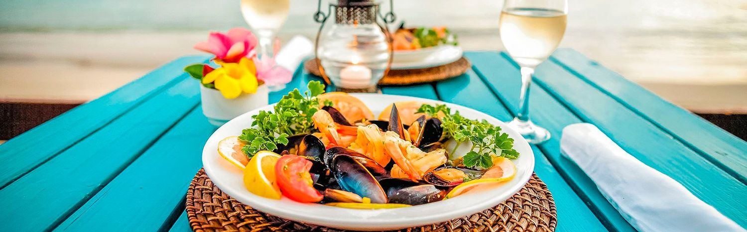 Discover Where The Best Food Bars And Nightlife Are In The Grenadines